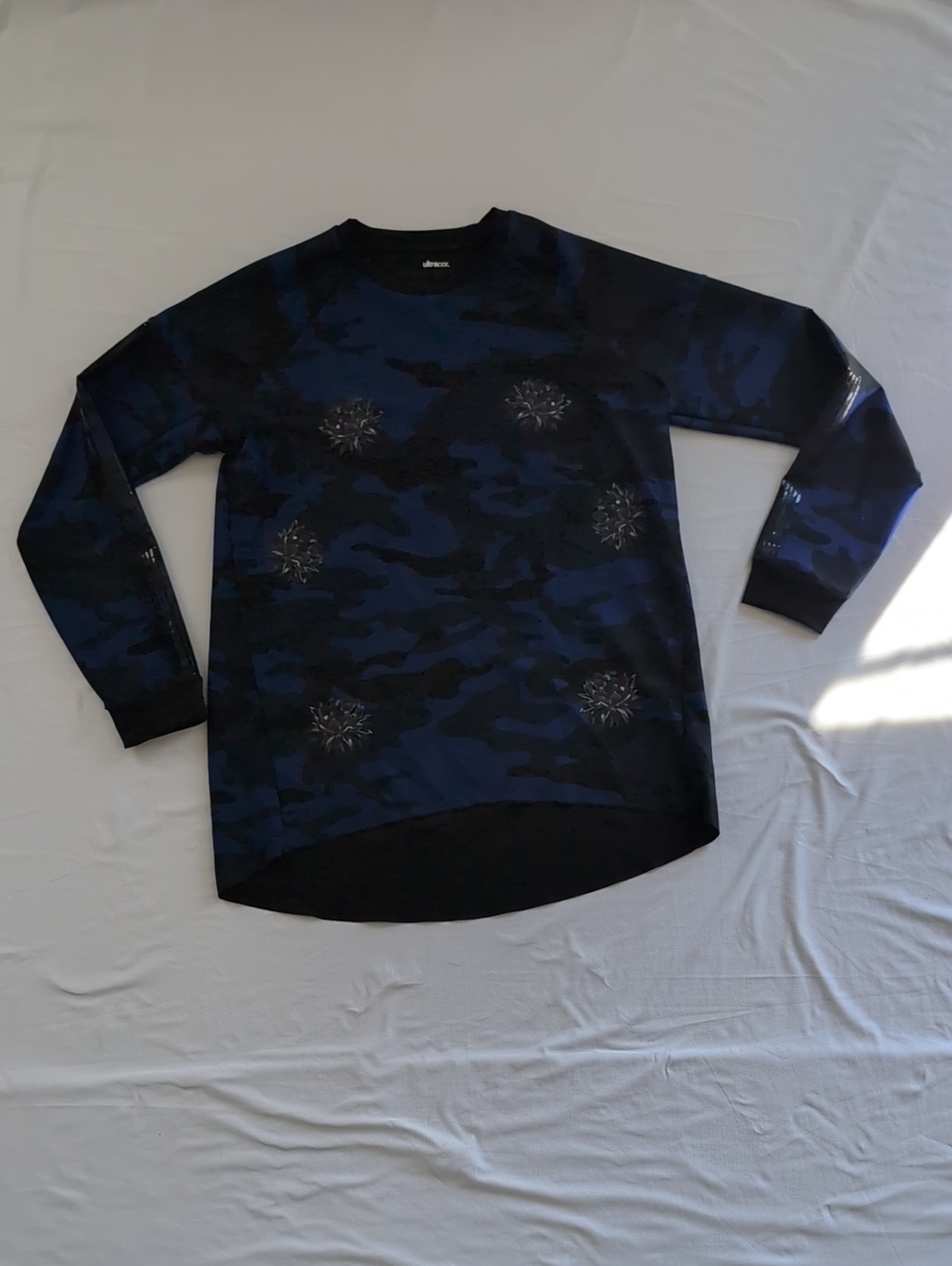 ultracor Women's Navy & Black Camouflage Crewneck Sweater